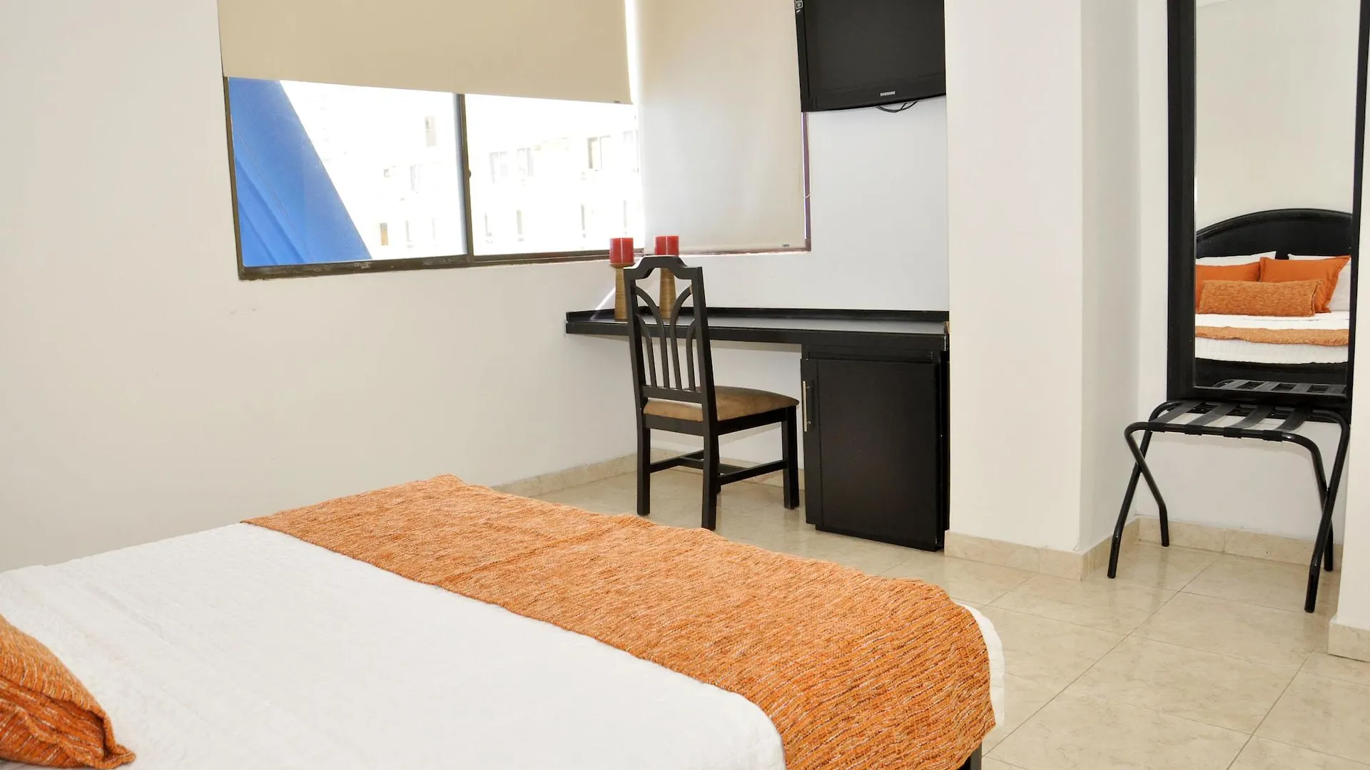 Hotel Axis Inn By Geh Suites Santa Marta